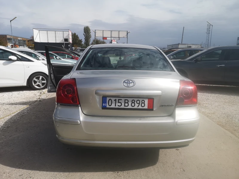 Toyota Avensis, снимка 7 - Автомобили и джипове - 47546995