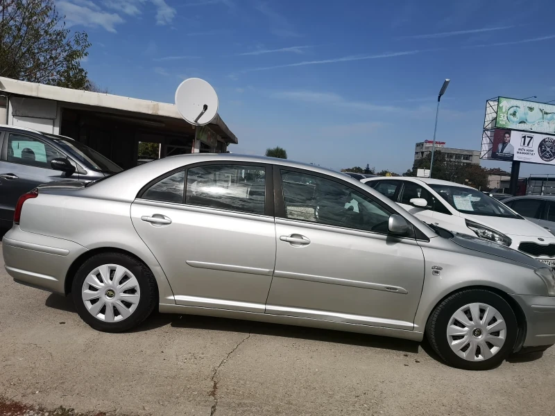 Toyota Avensis, снимка 5 - Автомобили и джипове - 47546995