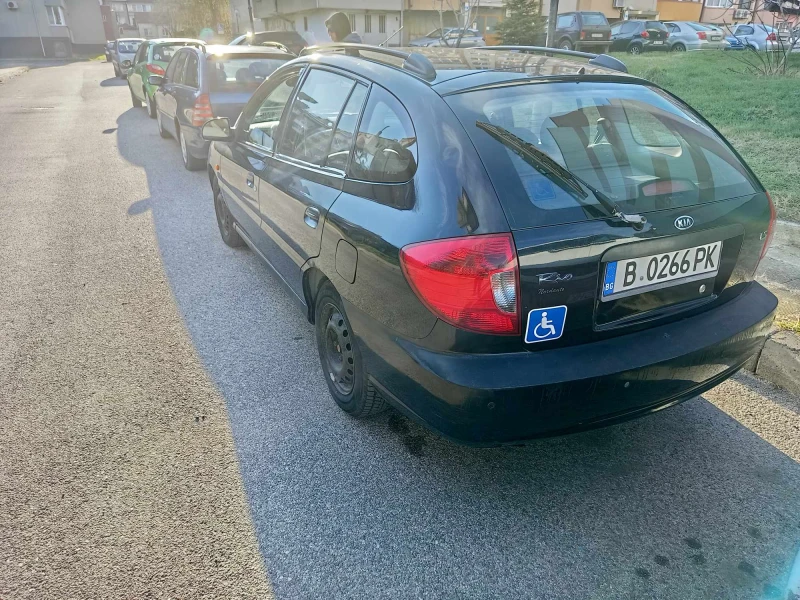 Kia Rio 1.5, снимка 5 - Автомобили и джипове - 48442226