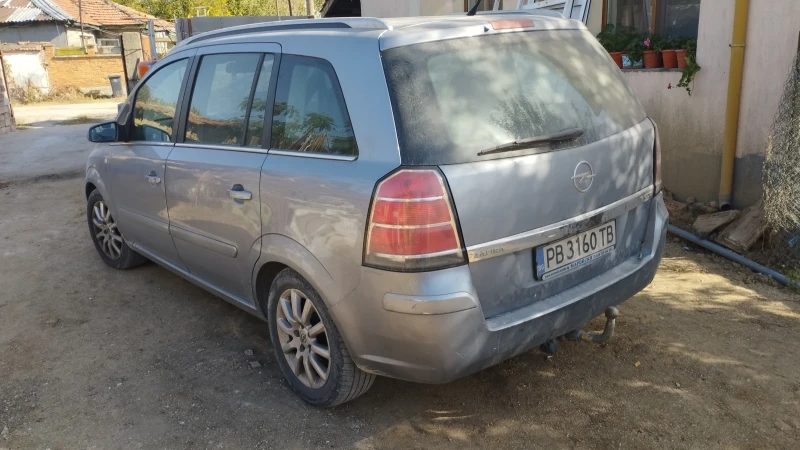 Opel Zafira, снимка 2 - Автомобили и джипове - 48557179