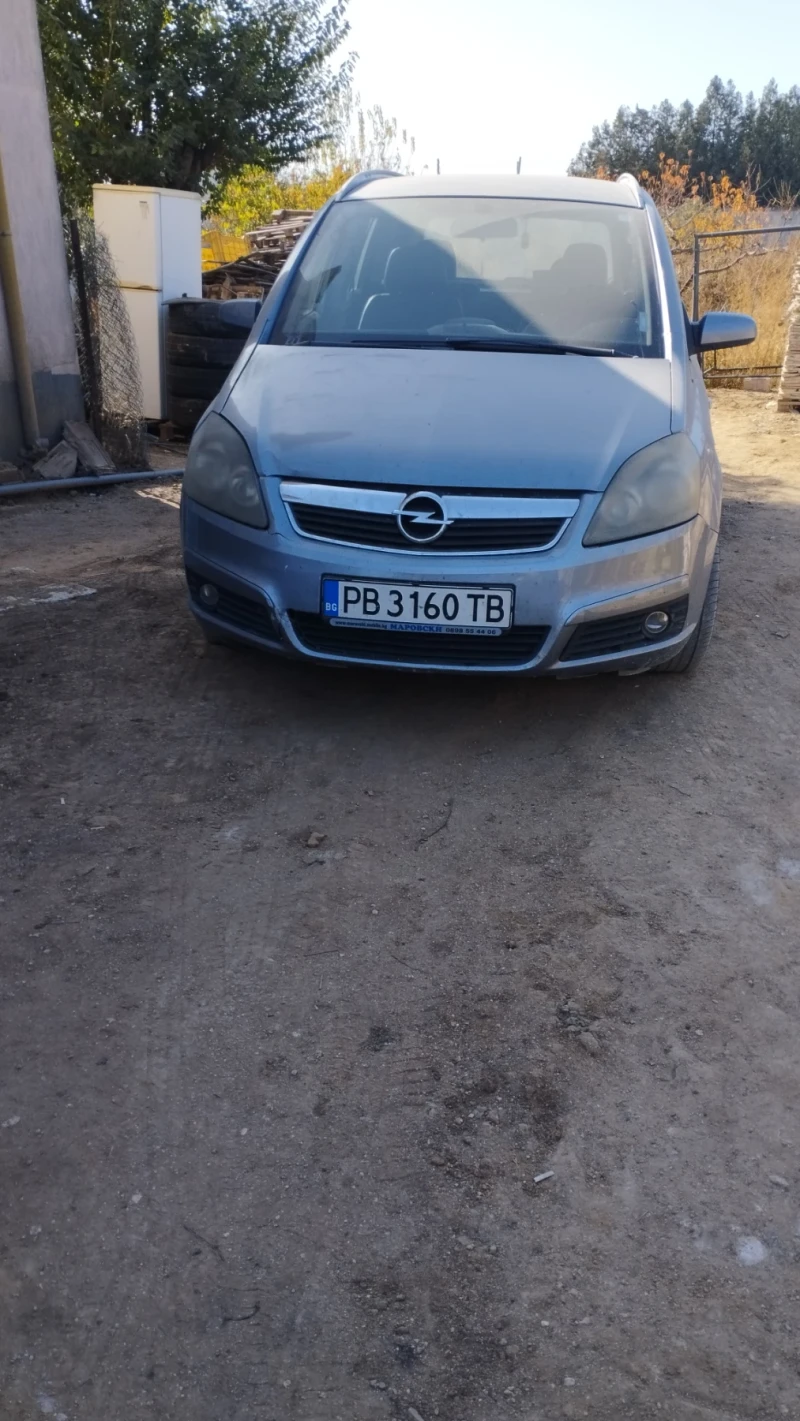 Opel Zafira, снимка 1 - Автомобили и джипове - 48557179