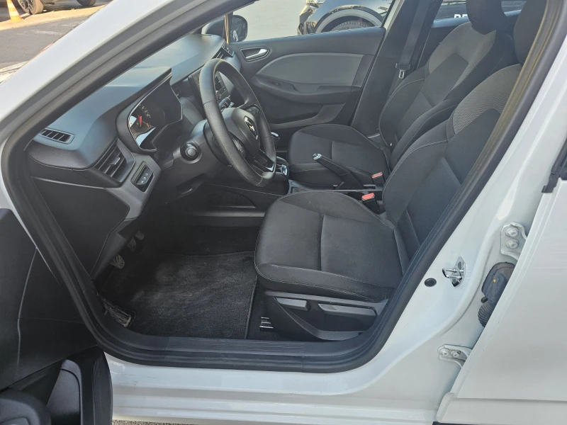 Renault Clio 1.0 TCe 90, снимка 12 - Автомобили и джипове - 51189954