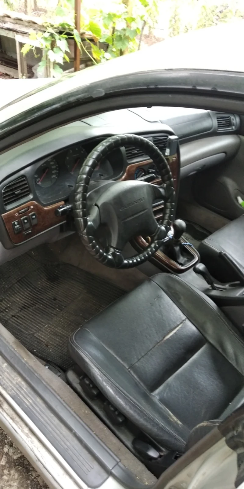 Subaru Legacy 2.5, снимка 5 - Автомобили и джипове - 52512932