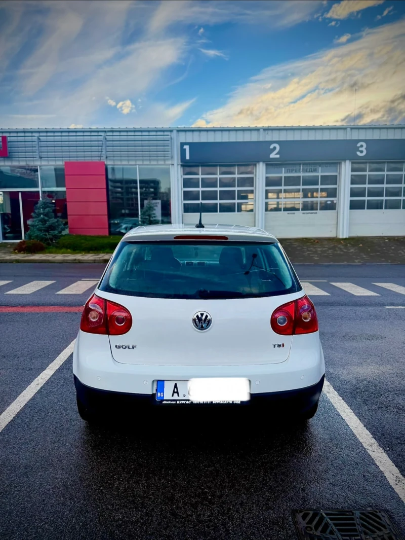 VW Golf 5, снимка 4 - Автомобили и джипове - 52513988
