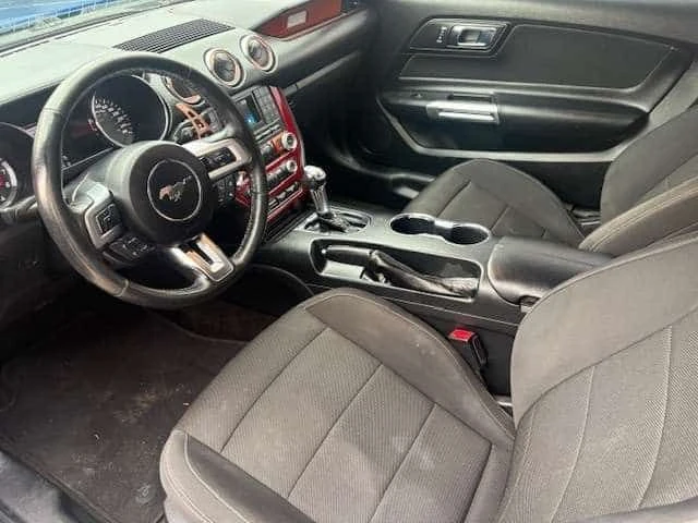 Ford Mustang * V6 Coupe * CARFAX * ���� �� �� | Mobile.bg � ����������� 11