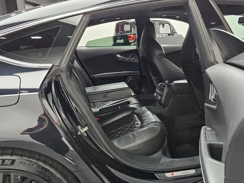 Audi S7 4.0 TFSI QUATTRO 4G, снимка 11 - Автомобили и джипове - 54922141
