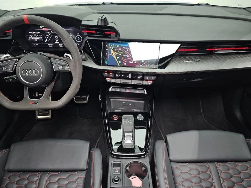 Audi Rs3 2.5 TFSI Quattro| 400к.с.| ВКЛ.ТЕХНОТЕСТ, снимка 7 - Автомобили и джипове - 55402718
