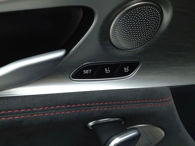 Kia Stinger 3.3 GT AWD Masters Turbo Package| 365к.с.| ВКЛ.ТЕХ, снимка 4 - Автомобили и джипове - 55615531