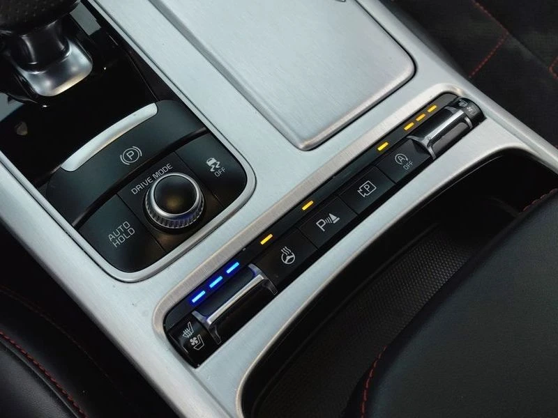 Kia Stinger 3.3 GT AWD Masters Turbo Package| 365к.с.| ВКЛ.ТЕХ, снимка 12 - Автомобили и джипове - 55615531
