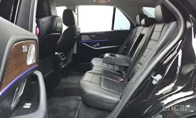 Mercedes-Benz GLE 450 4MATIC AMG-Line, снимка 4 - Автомобили и джипове - 55838395