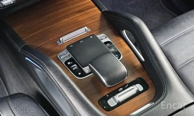 Mercedes-Benz GLE 450 4MATIC AMG-Line, снимка 15 - Автомобили и джипове - 56093149