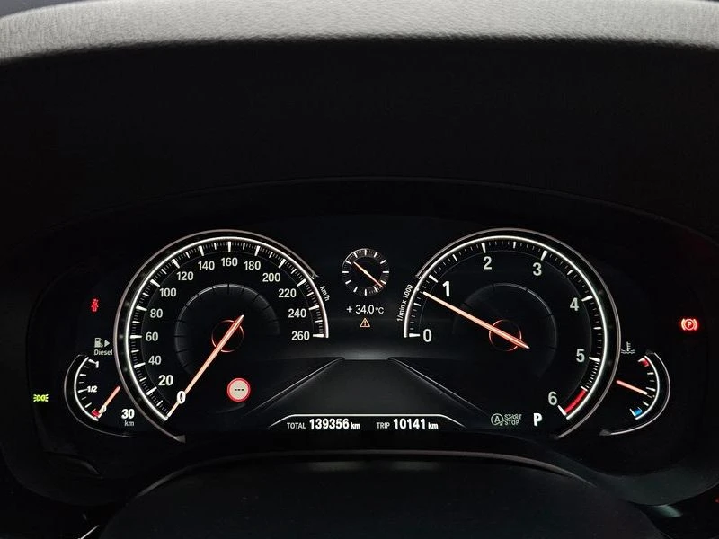 BMW 530 530d M Sport Package| 265к.с., снимка 8 - Автомобили и джипове - 56104968