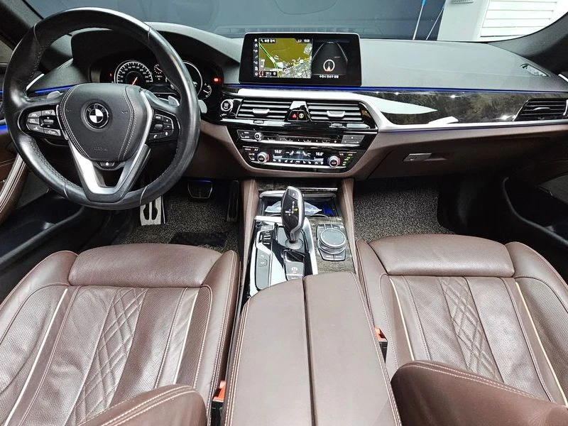 BMW 530 530d M Sport Package| 265к.с., снимка 7 - Автомобили и джипове - 56104968