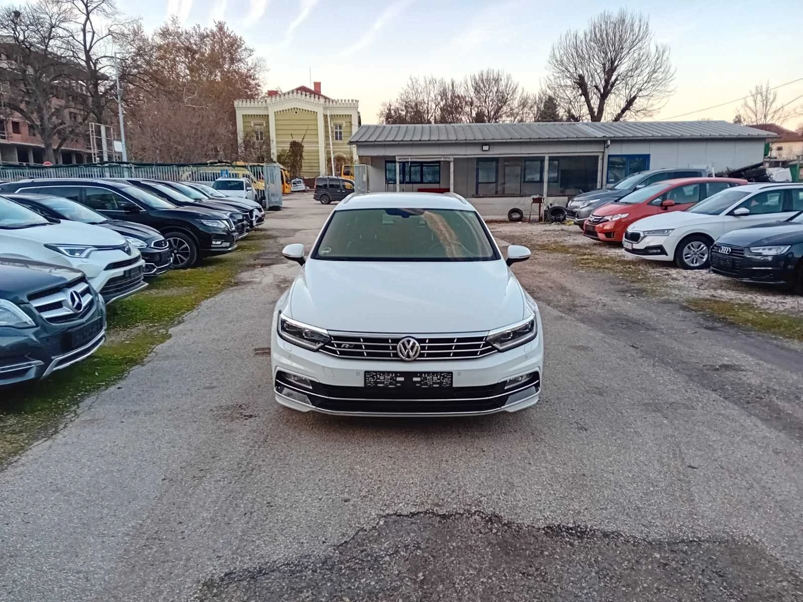 VW Passat 2.0TDIR-LineШВЕЙЦАРИЯ - изображение 2