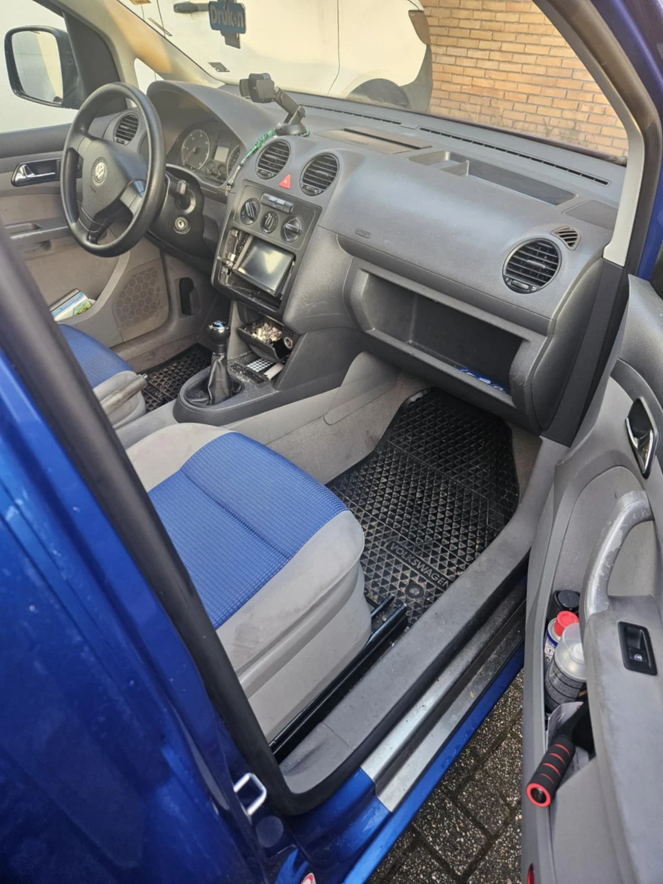 VW Caddy  - изображение 7