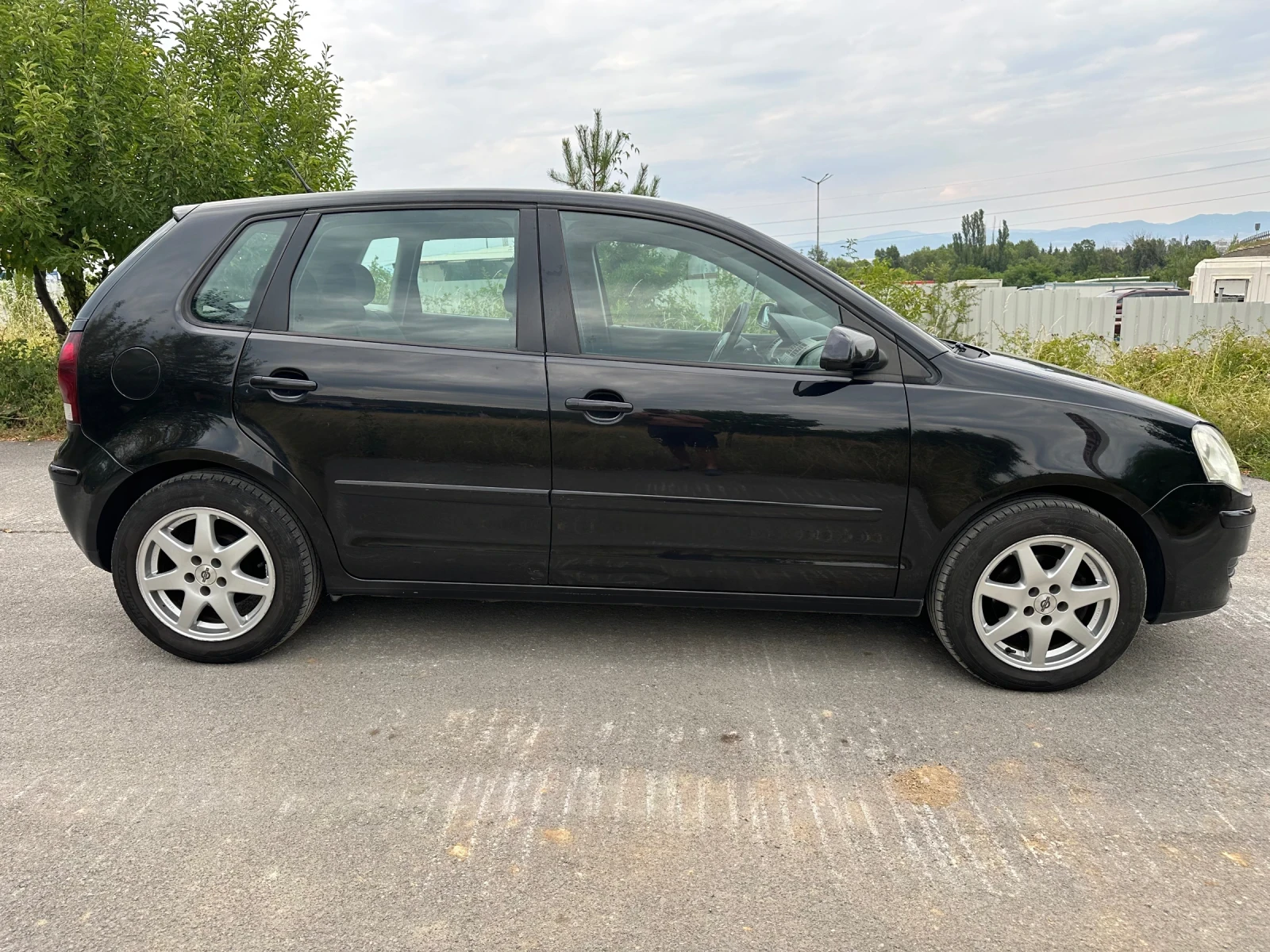 VW Polo Автоматик - изображение 6
