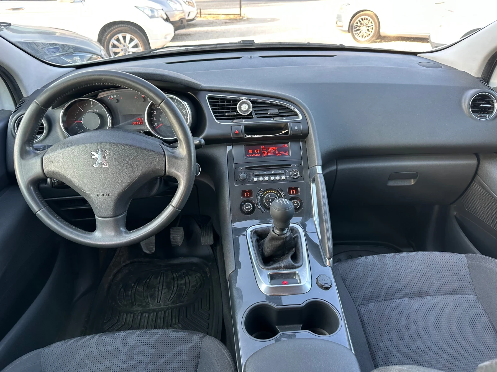 Peugeot 3008 1.6hdi 114к.с. - изображение 7