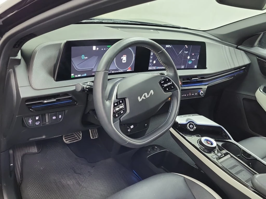 Kia EV6 * GT LINE * CARFAX * БЕЗ ПЪРВОНАЧАЛНА ВНОСКА - изображение 9