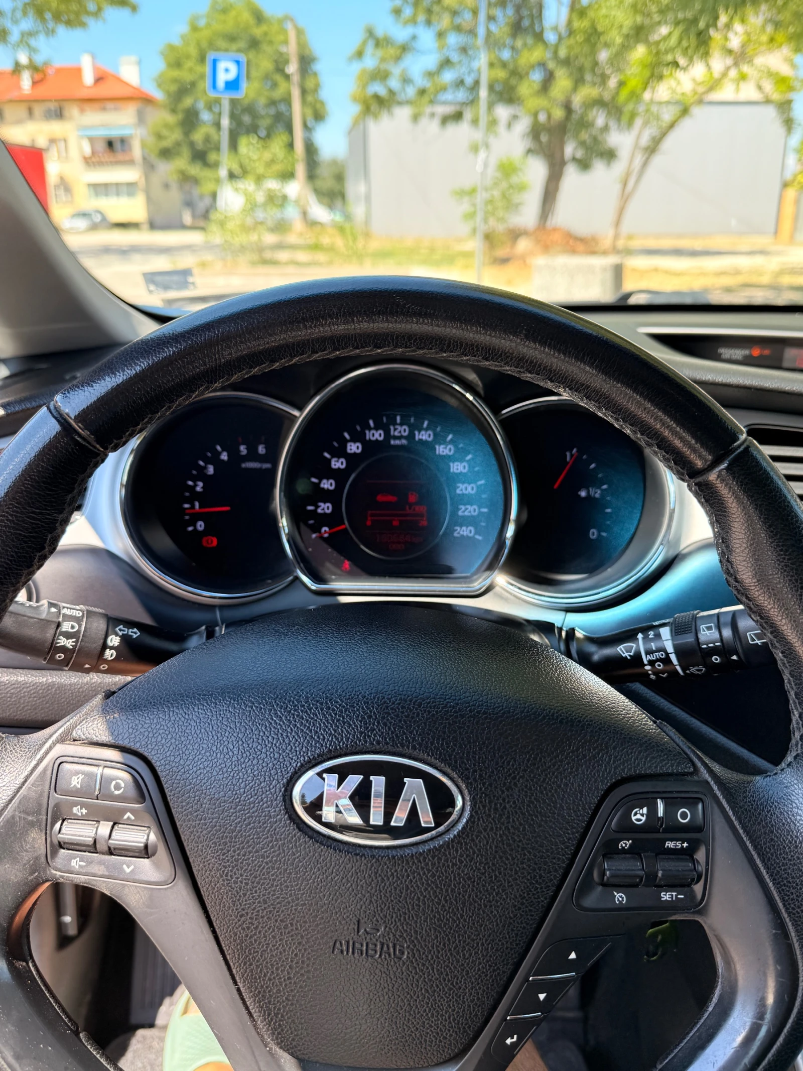 Kia Ceed 1.6 CRDI (136hp) | Mobile.bg � ����������� 12