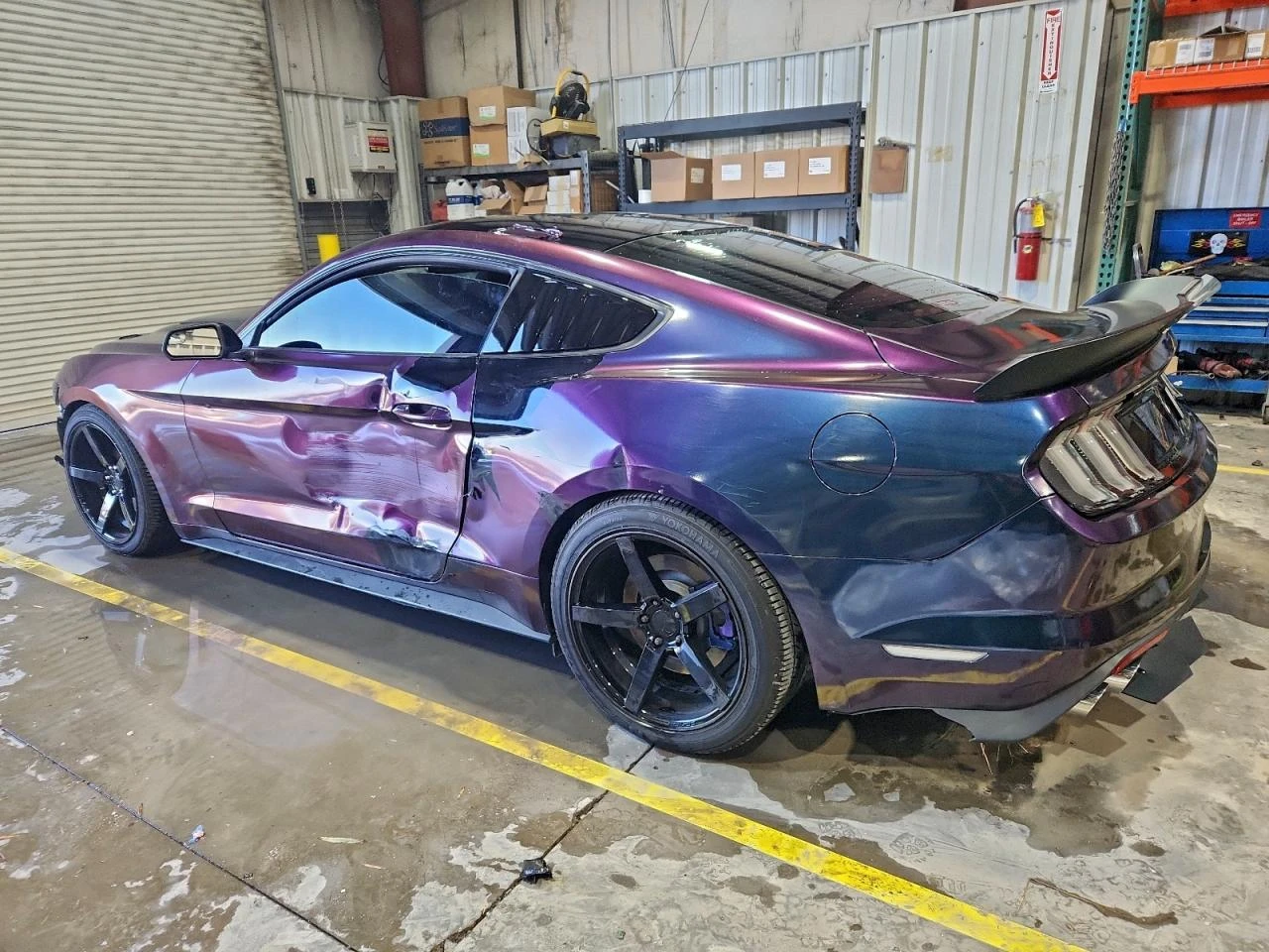 Ford Mustang GT* 5.0* V8* ГОЛЯМА НАВИГАЦИЯ - изображение 4