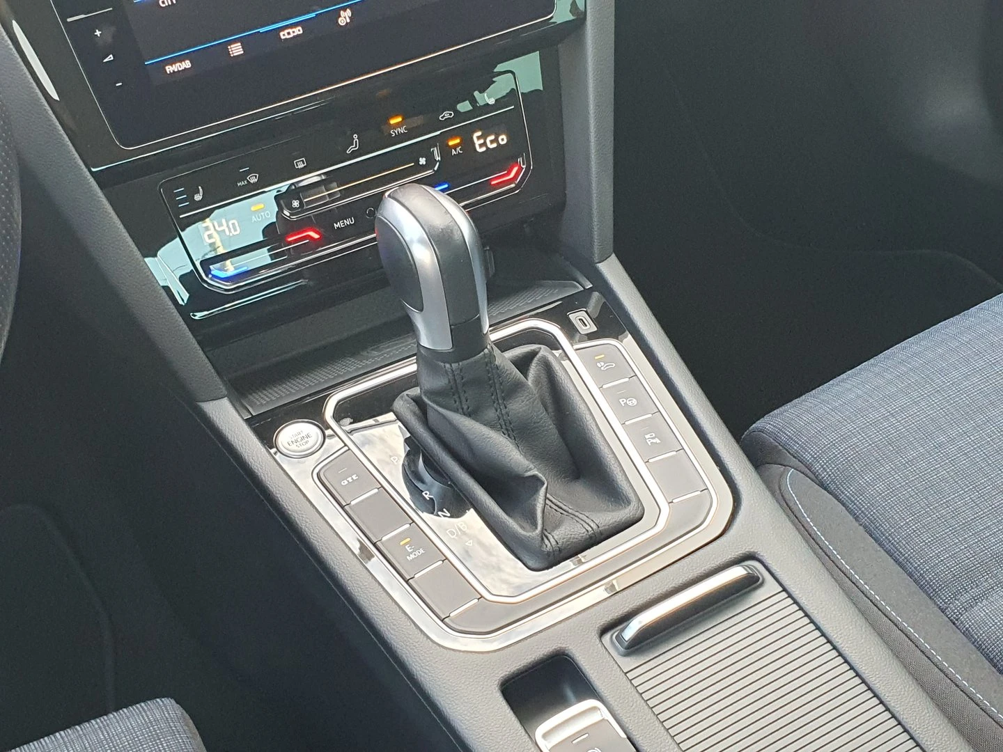 VW Passat GTE Plug-In-Hybrid 1.4 TSI | Mobile.bg � ����������� 12