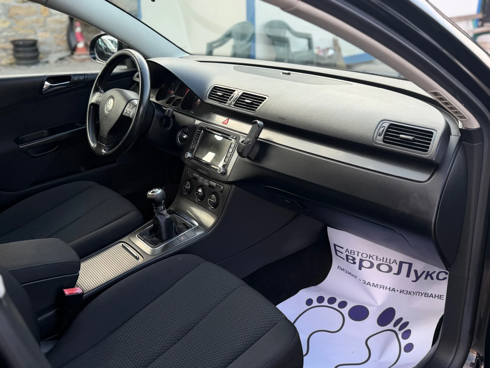 VW Passat 1.9TDI 105кс НАВИ КЛИМАТРОНИК МУЛТИ-ВОЛАН, снимка 15 - Автомобили и джипове - 53985190