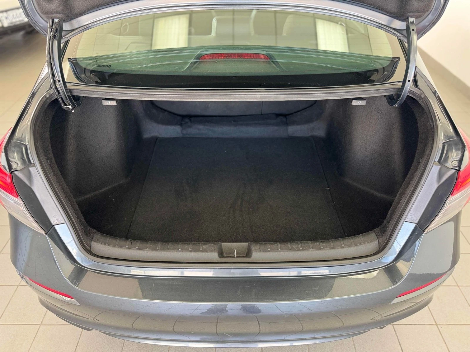 Honda Civic Sport CVT/Gloss Black/Honda Sensing, снимка 12 - Автомобили и джипове - 54336622