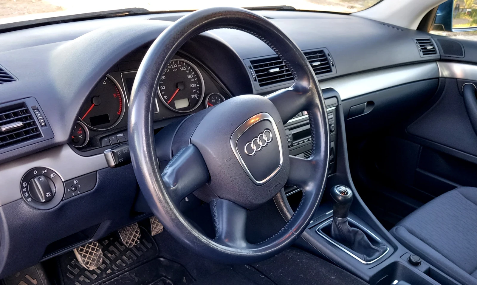 Audi A4, снимка 11 - Автомобили и джипове - 54355216