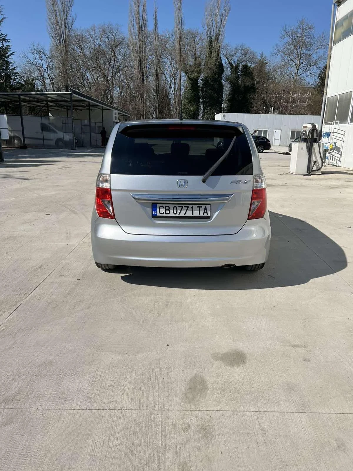 Honda Fr-v, снимка 5 - Автомобили и джипове - 54646050