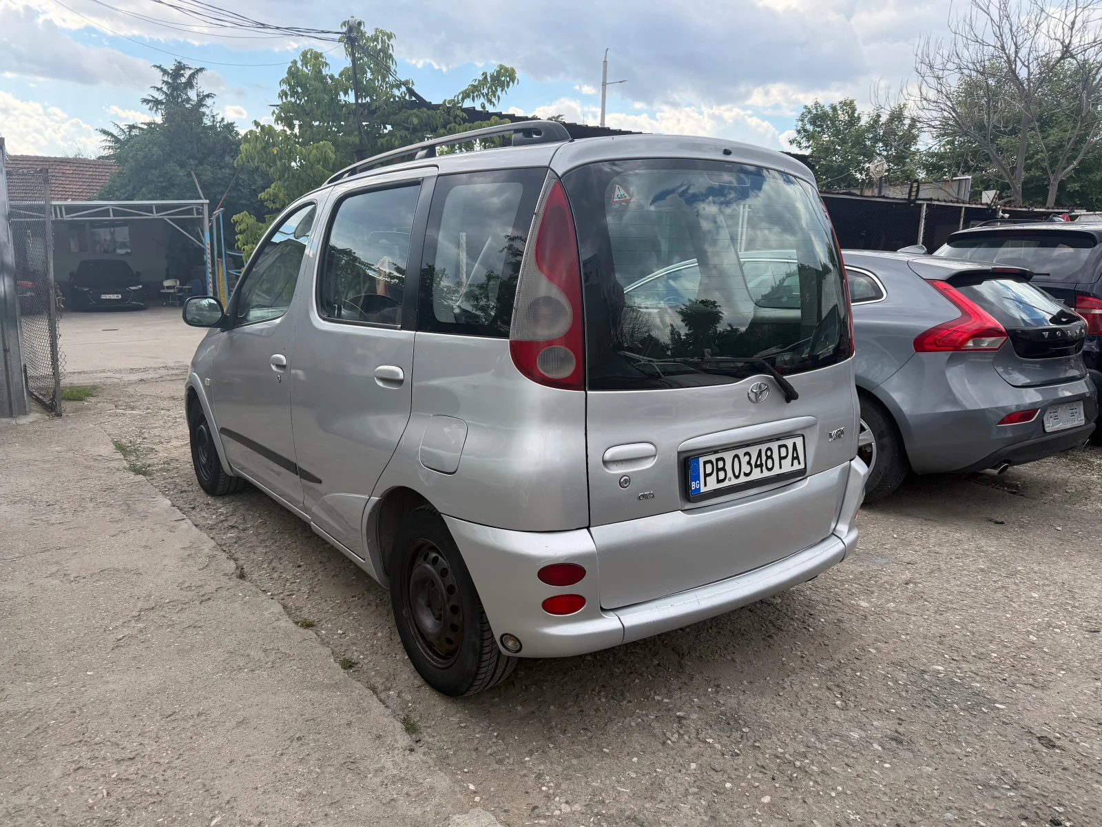 Toyota Yaris verso 1.3iVVT GAS KLIMA , снимка 6 - Автомобили и джипове - 54974658