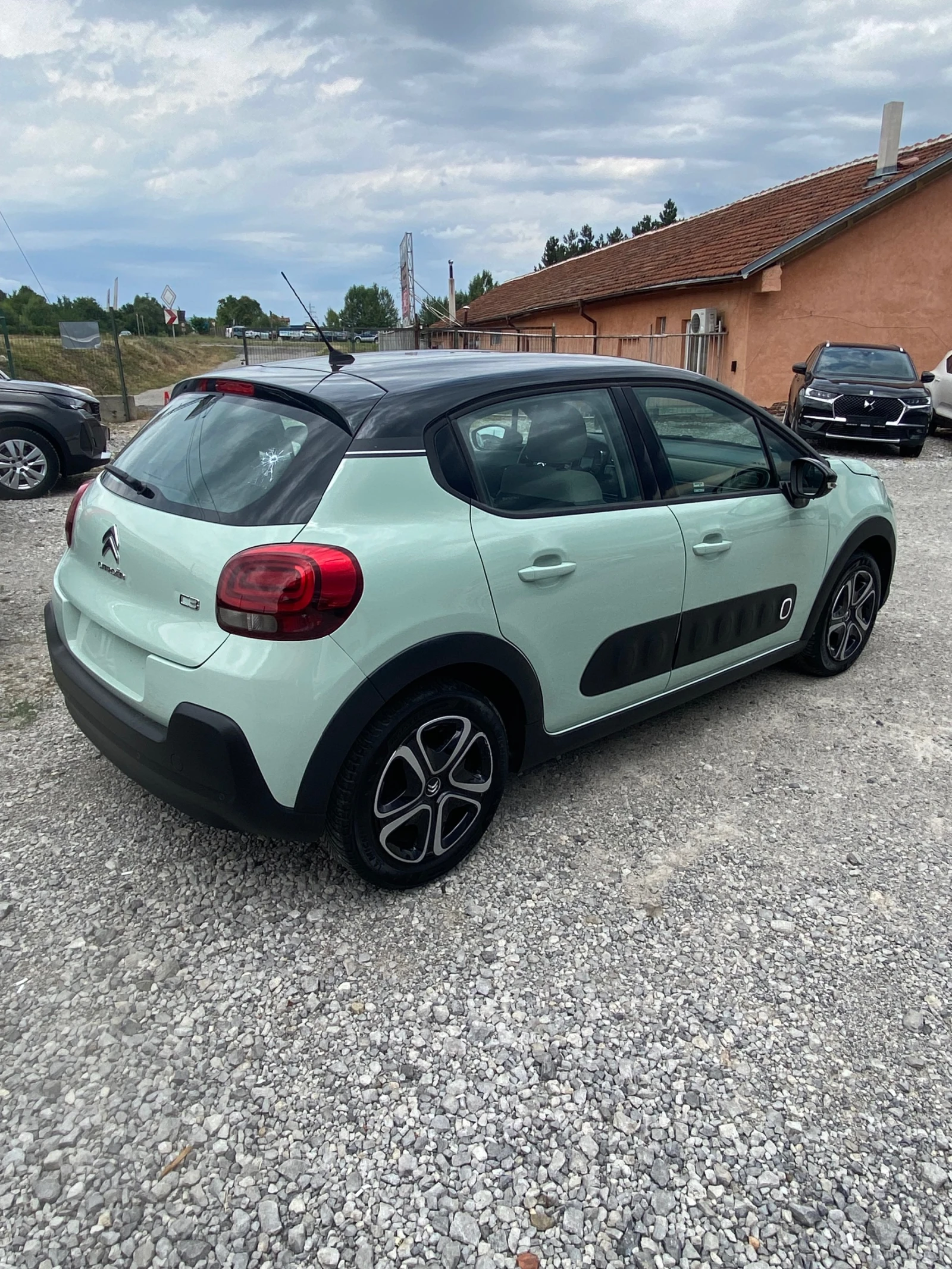 Citroen C3 1.2, снимка 5 - Автомобили и джипове - 55451265