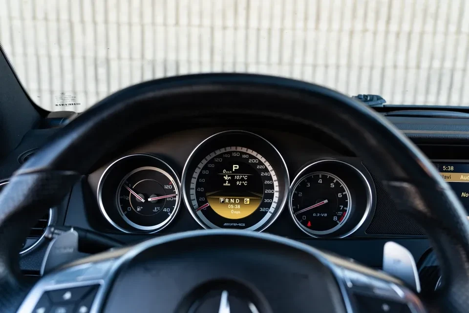 Mercedes-Benz C 63 AMG BLACK SERIES KIT | CARFAX |  , снимка 5 - Автомобили и джипове - 55614948