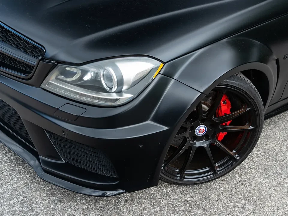Mercedes-Benz C 63 AMG BLACK SERIES KIT | CARFAX |  , снимка 4 - Автомобили и джипове - 55614948