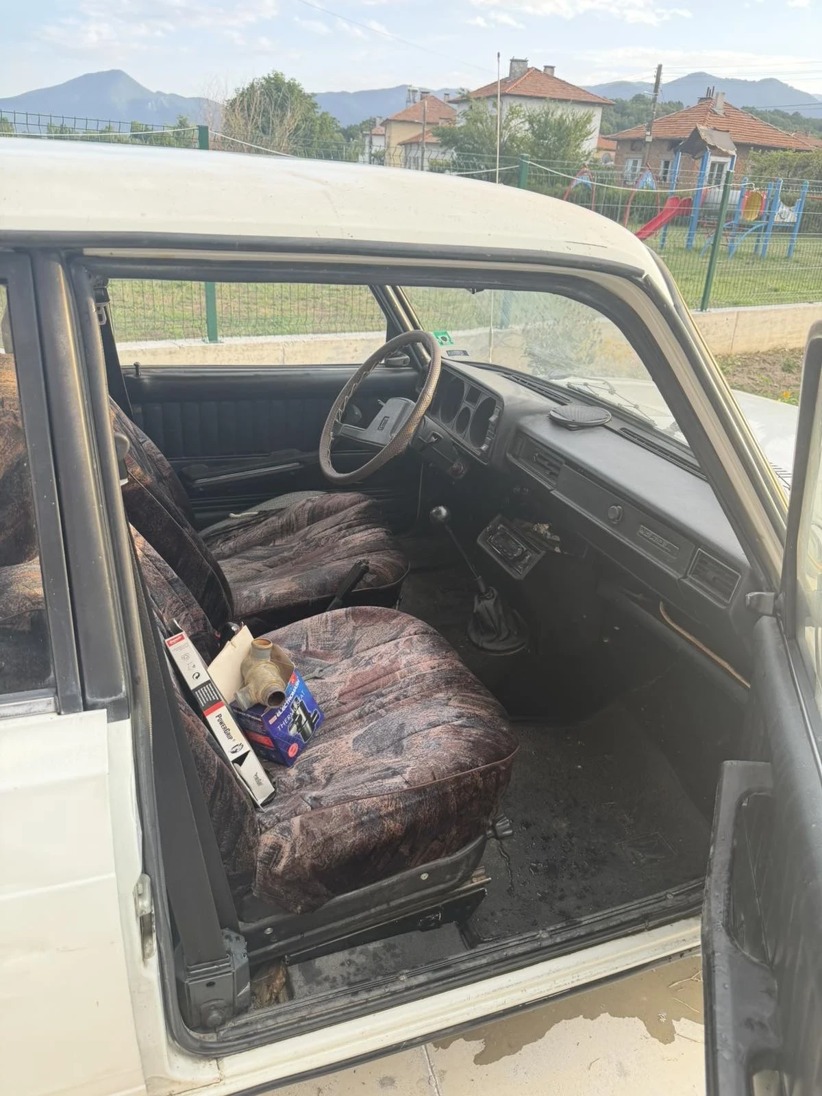 Lada 2105 ������ ��: 61 ��� | Mobile.bg � ����������� 12