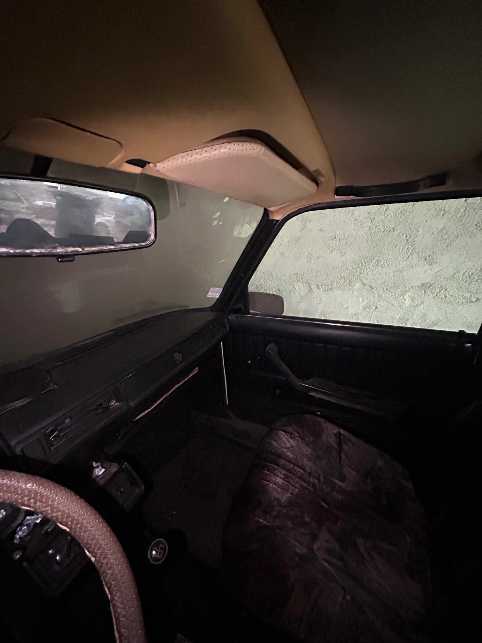 Lada 2105 РЕАЛНИ КМ: 61 хил, снимка 8 - Автомобили и джипове - 55842250