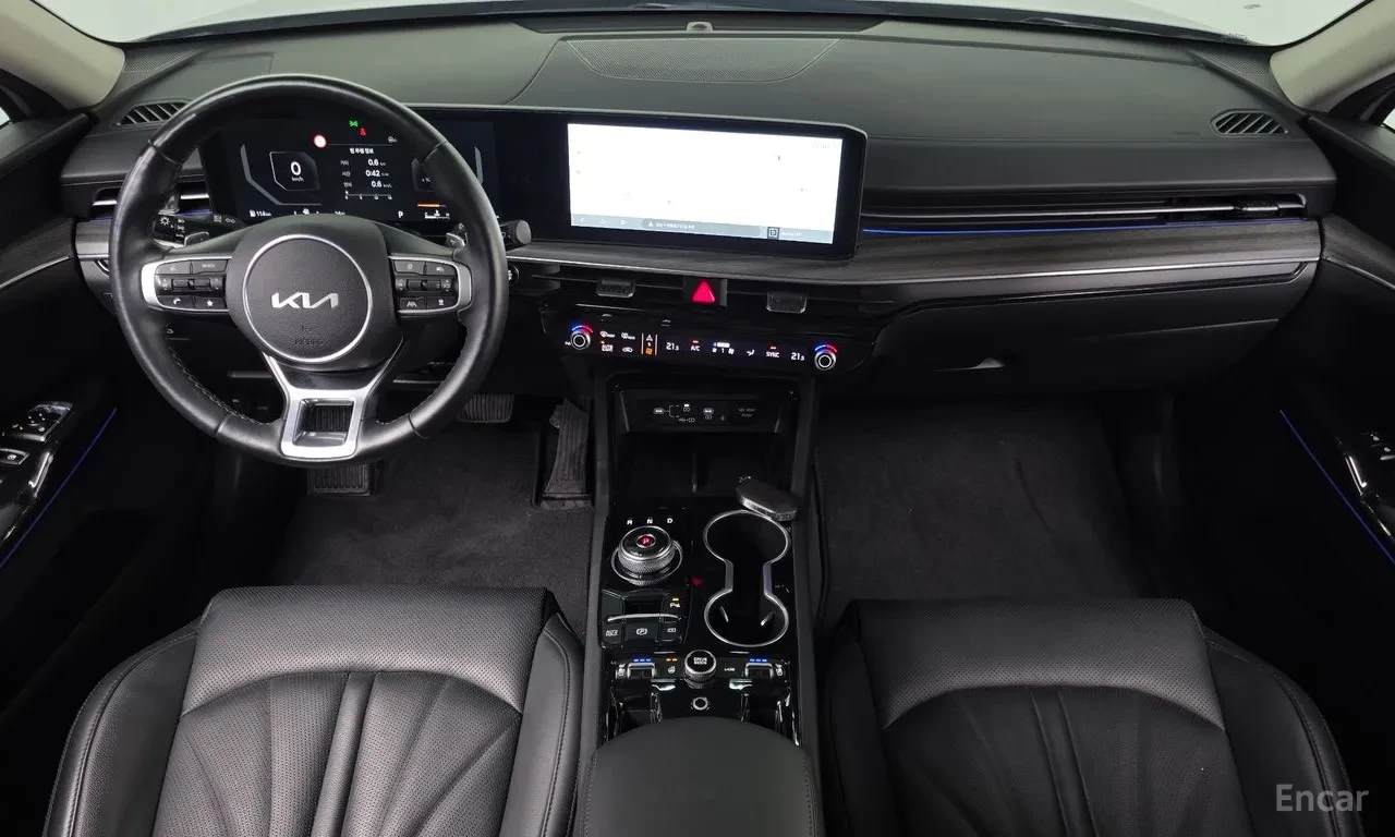 Kia K5 SIGNATURE| DISTRO| HUD| ОБДУХ| 360| БЕЗ ИНЦИДЕНТИ , снимка 12 - Автомобили и джипове - 55959772