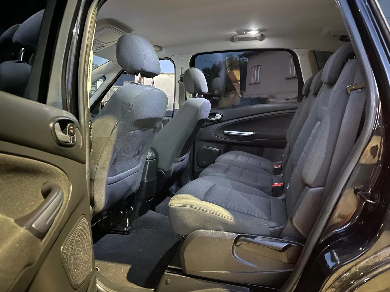 Ford S-Max 2, 0 145 6+ 1, снимка 5 - Автомобили и джипове - 56230897