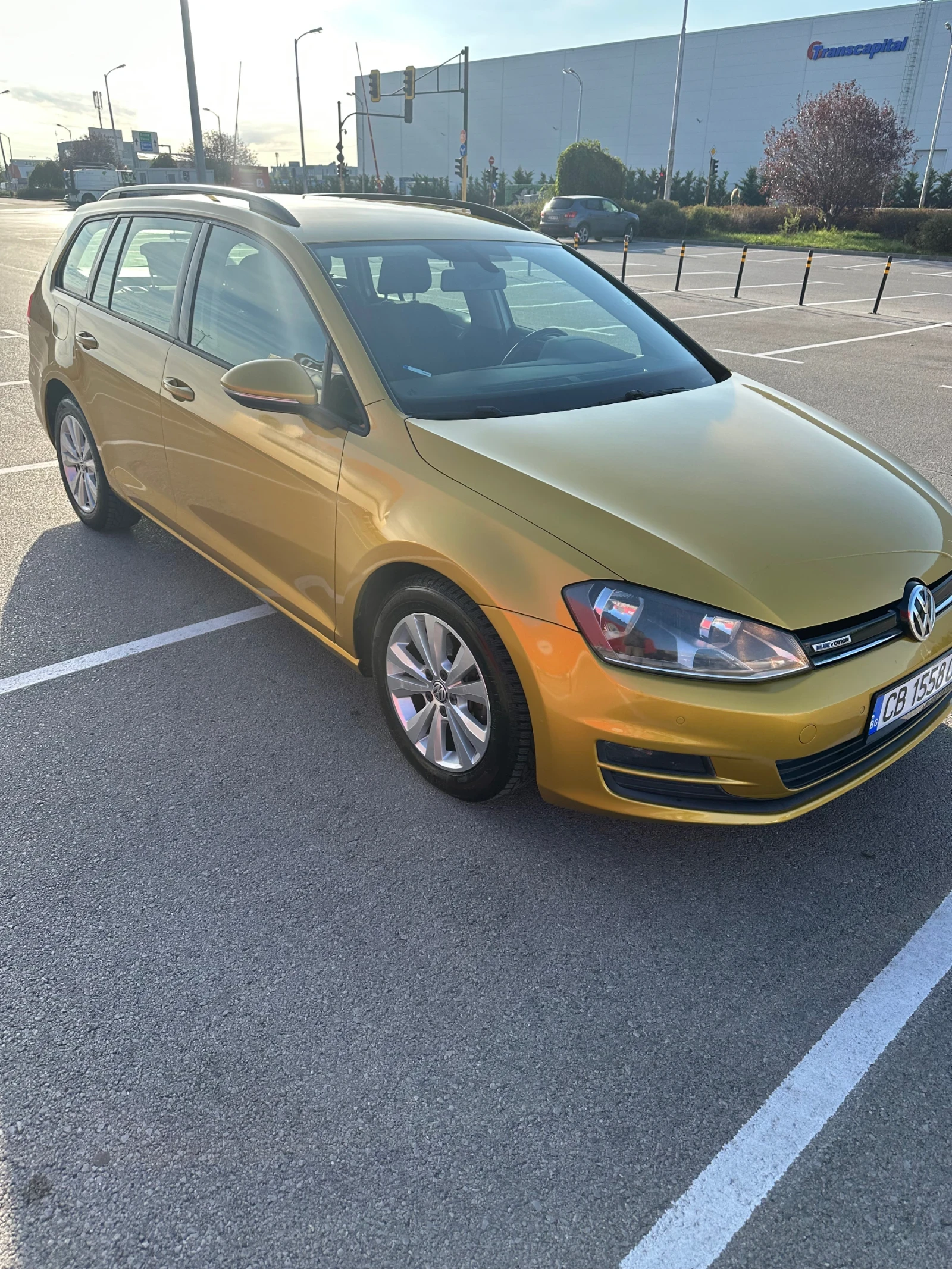 VW Golf, снимка 2 - Автомобили и джипове - 56231150