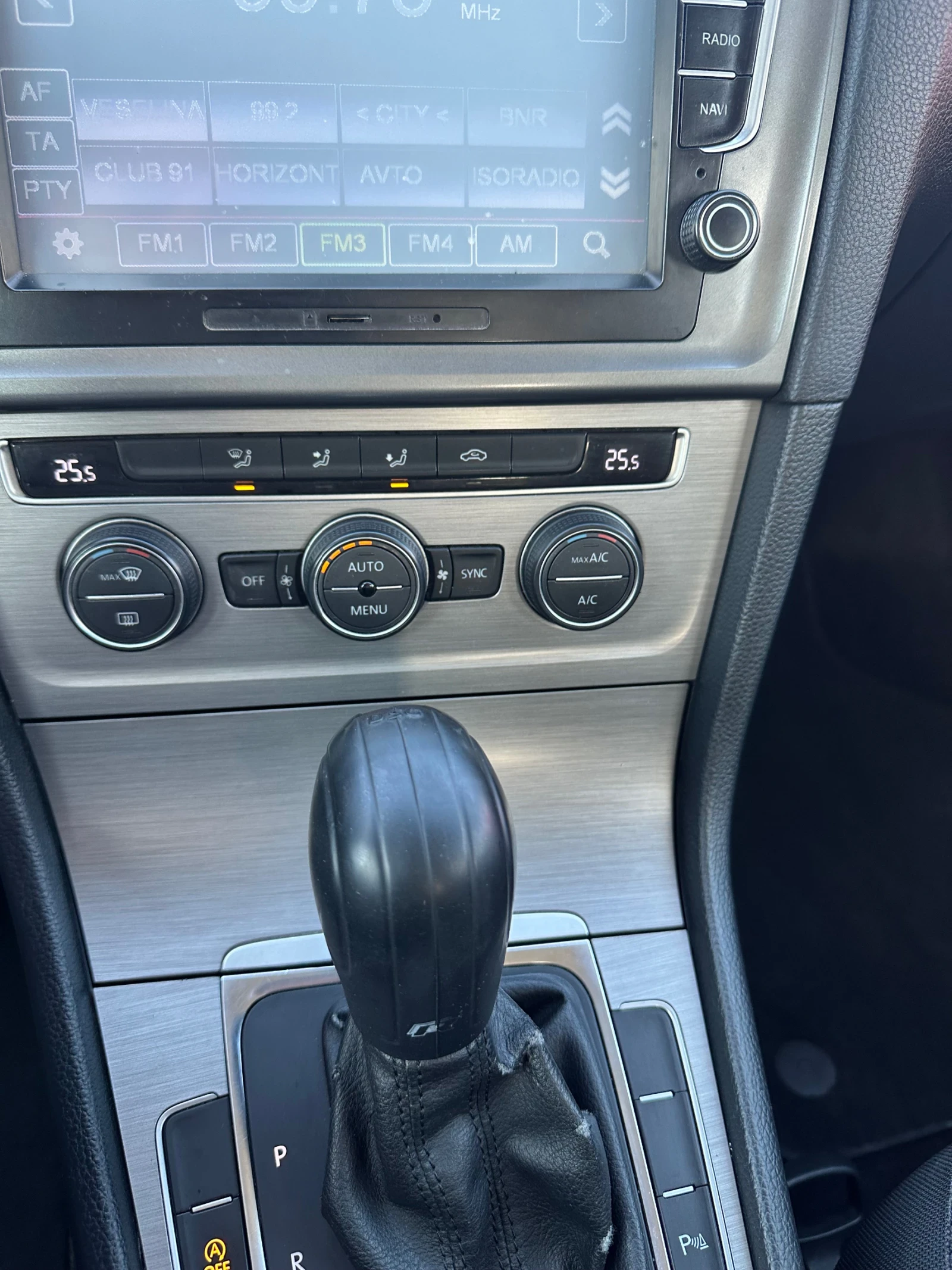 VW Golf, снимка 6 - Автомобили и джипове - 56231150
