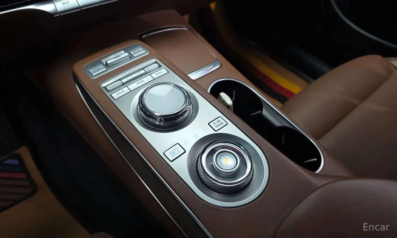 Genesis GV70 * 2.5T * AWD * Обдухване * Keyless * , снимка 9 - Автомобили и джипове - 56295107