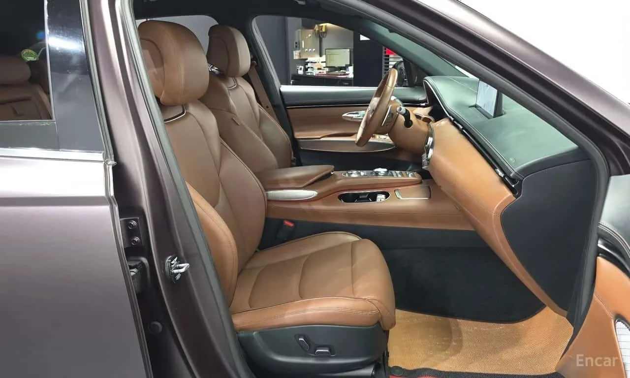 Genesis GV70 * 2.5T * AWD * Обдухване * Keyless * , снимка 11 - Автомобили и джипове - 56295107