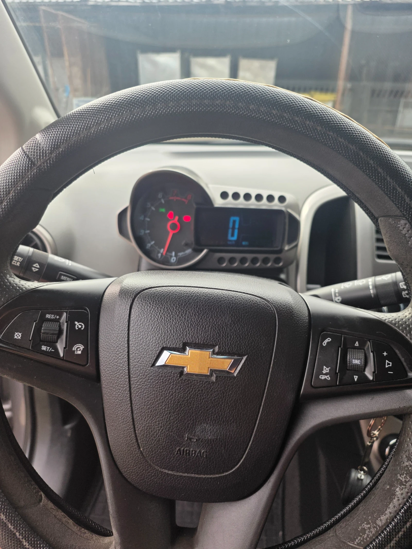 Chevrolet Aveo, снимка 15 - Автомобили и джипове - 56378667