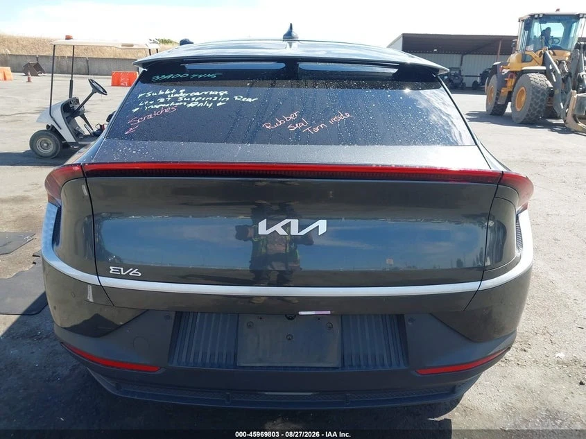 Kia EV6 LIGHT* DIGITAL* ПОДГРЕВ* CARPLAY* КАМЕРИ, снимка 6 - Автомобили и джипове - 56409256