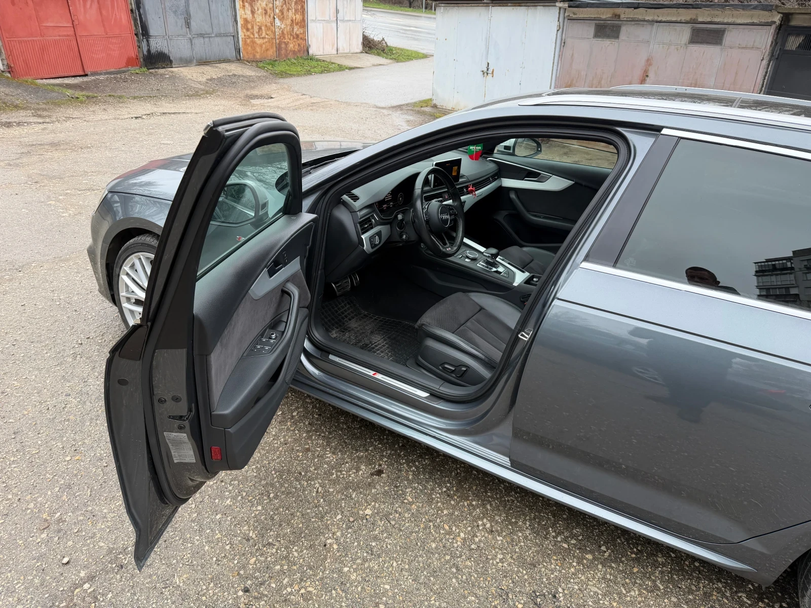 Audi A4 3.0 TDI Sline, снимка 8 - Автомобили и джипове - 56439976