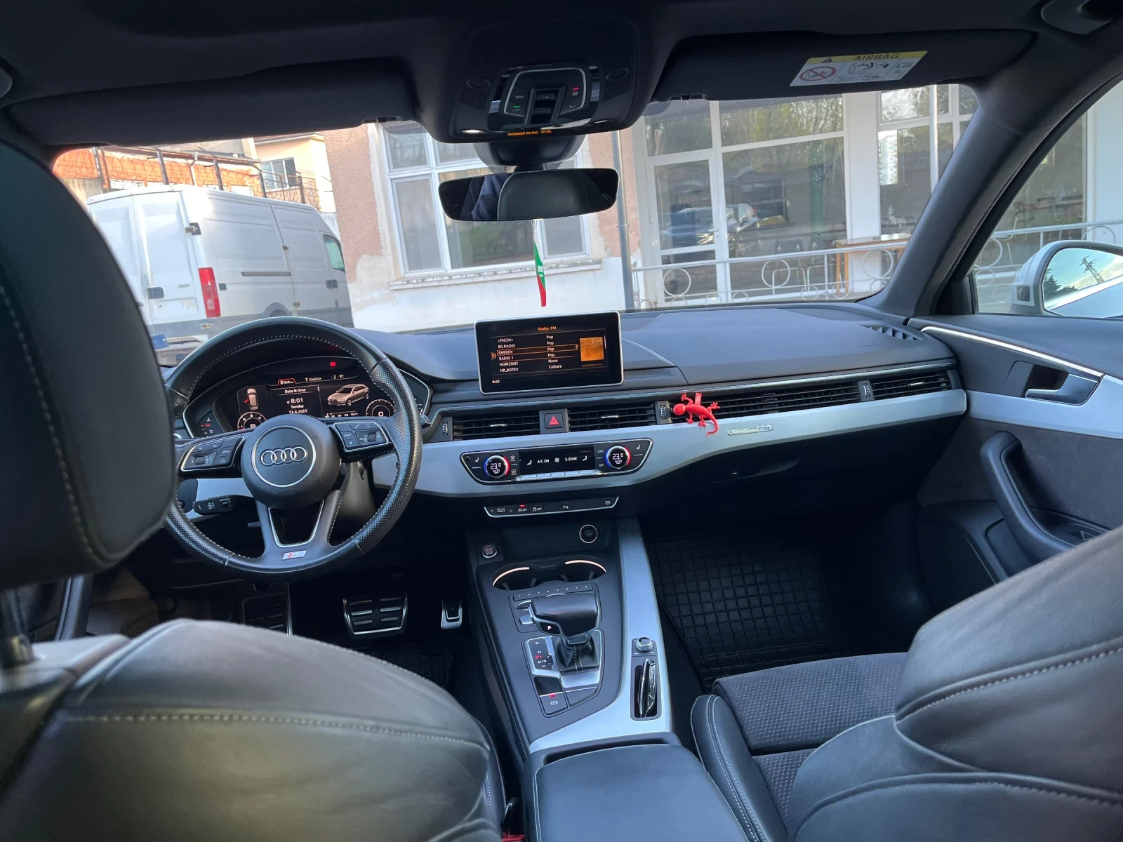Audi A4 3.0 TDI Sline, снимка 10 - Автомобили и джипове - 56439976