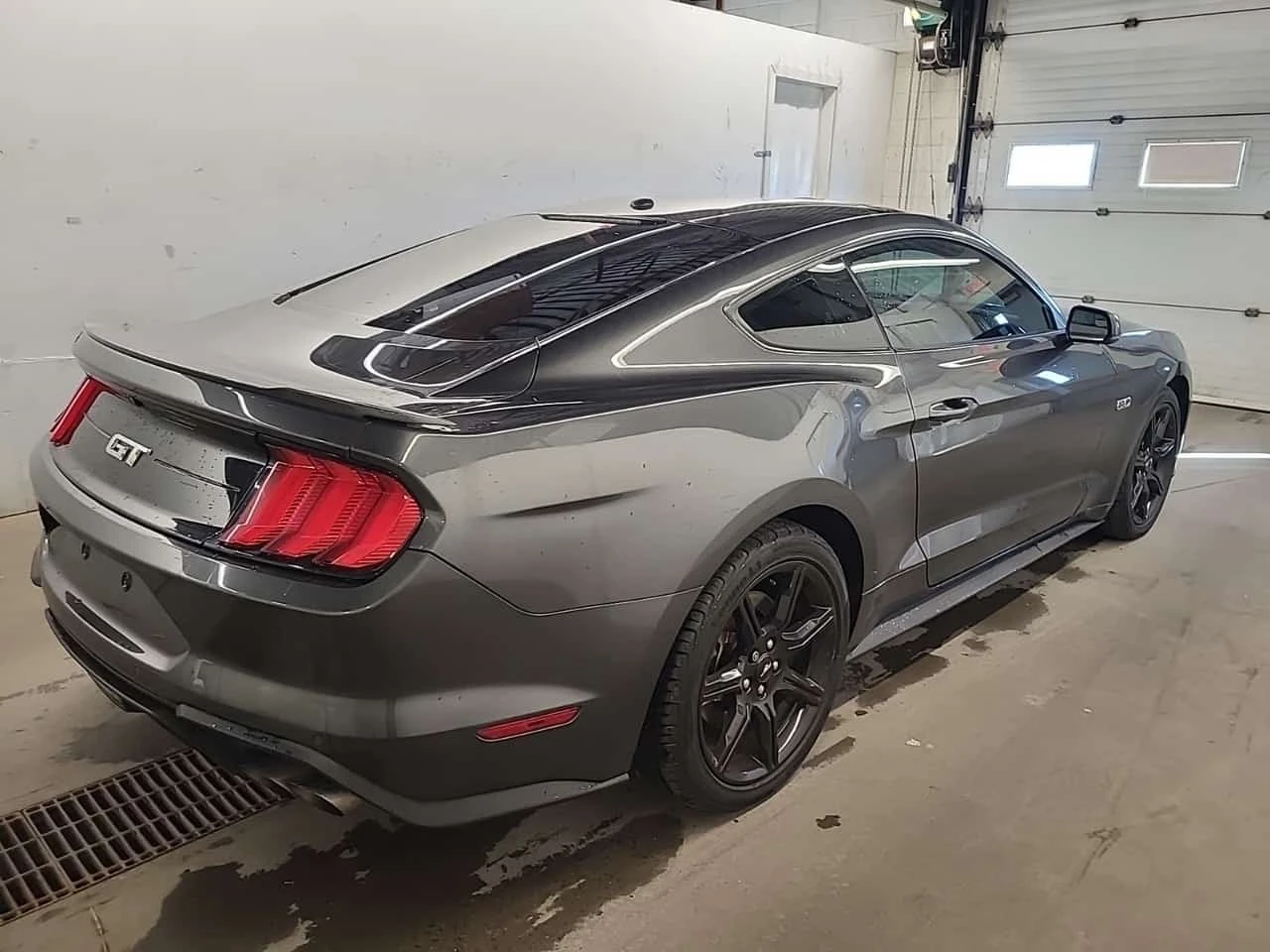 Ford Mustang * GT PREMIUM * CARFAX * ��� ������������ ������ | Mobile.bg � ����������� 3