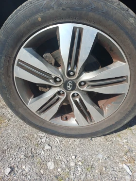 Hyundai IX35 2.0crdi-136кс 4х4 ръчна - 10 € / 19.56 лв. - 34166550 8
