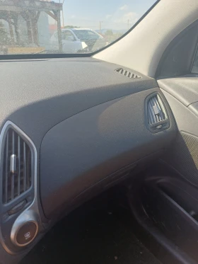 Hyundai IX35 2.0crdi-136кс 4х4 ръчна - 10 € / 19.56 лв. - 34166550 13