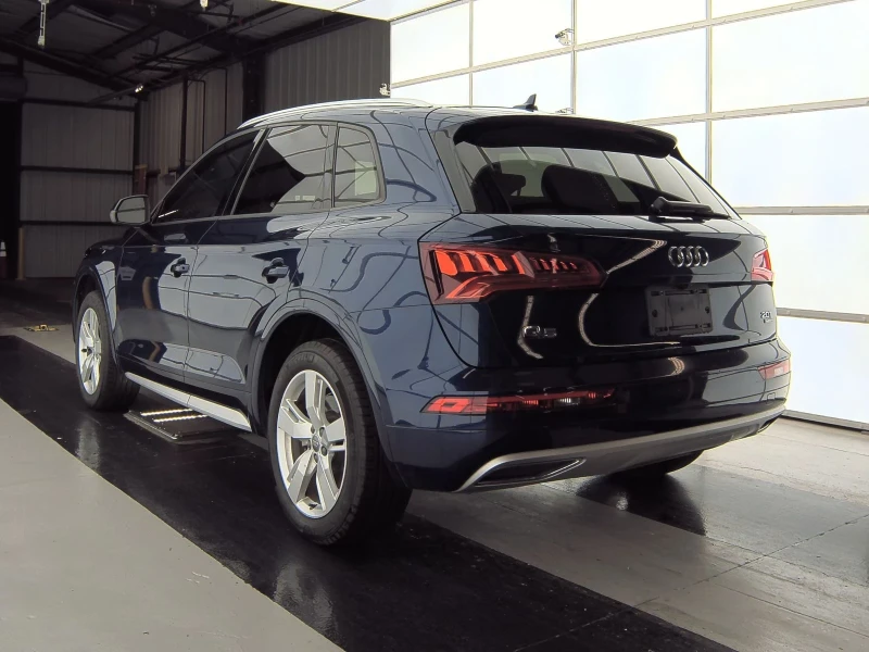 Audi Q5, снимка 4 - Автомобили и джипове - 49553218