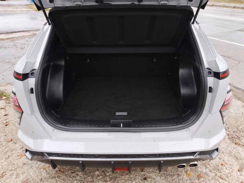 Hyundai Kona 1.0 T-GDI/N-LINE/ЕВРОПЕЙСКА ГАРАНЦИЯ ДО 2029, снимка 15 - Автомобили и джипове - 52342082